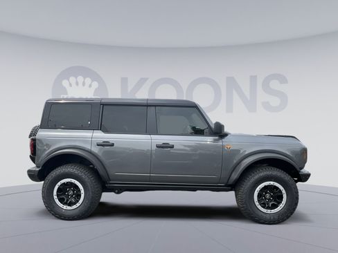 New 2025 Ford Bronco Badlands w/ Sasquatch Package AWD/4WD image 17