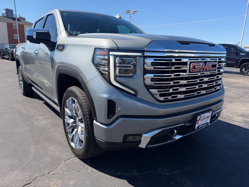 Used 2026 GMC Sierra 1500 Denali w/ Denali Reserve Package AWD/4WD image 5