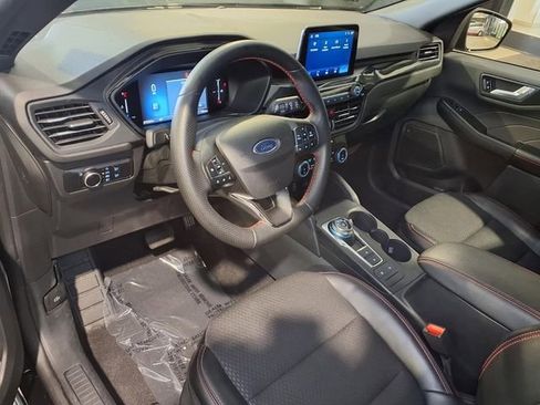 Certified 2025 Ford Escape ST-Line image 3