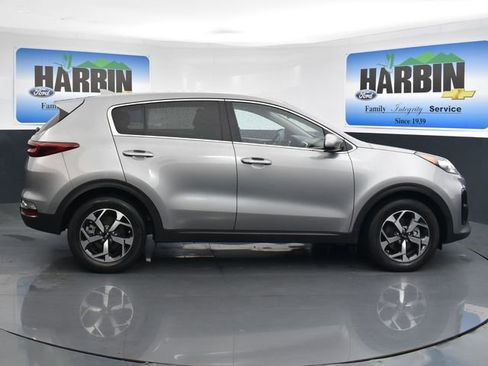 Used 2022 Kia Sportage LX FWD image 6