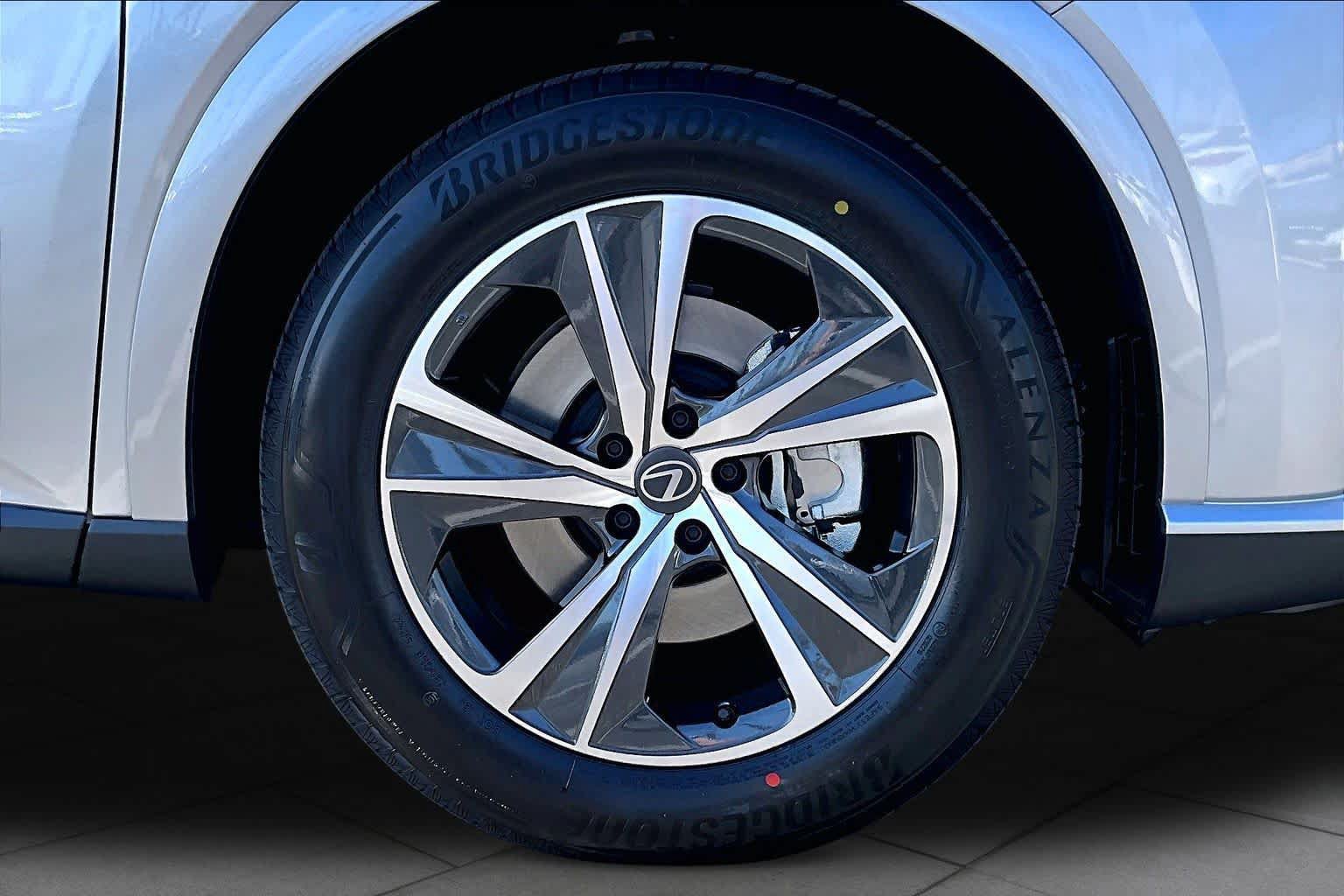 New 2026 Lexus RX 350 Premium FWD image 9