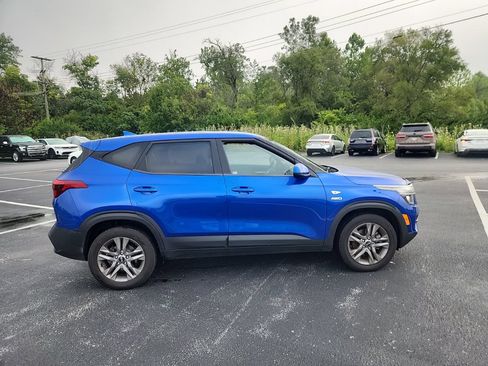 Used 2021 Kia Seltos LX AWD/4WD image 6