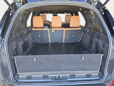 Used 2018 Land Rover Discovery HSE Luxury AWD/4WD image 14