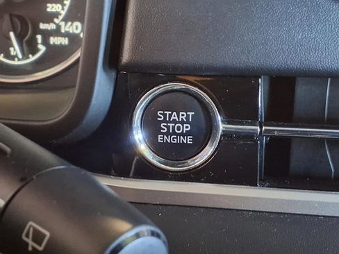 Used 2022 Mitsubishi Outlander ES AWD/4WD image 20