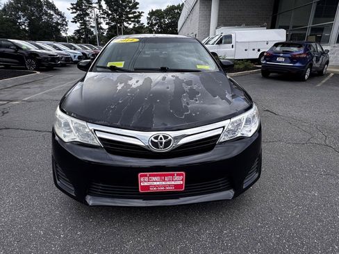 Used 2014 Toyota Camry LE FWD image 2