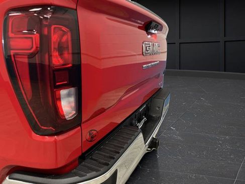 Used 2024 GMC Sierra 1500 SLE w/ Preferred Package image 33