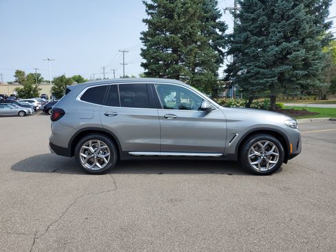 Used 2024 BMW X3 xDrive30i w/ Premium Package w/ZPA AWD/4WD image 6