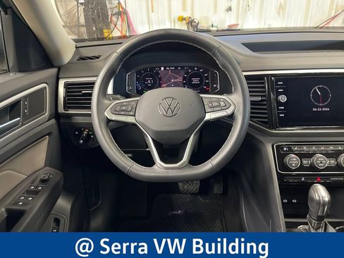 Certified 2023 Volkswagen Atlas SEL AWD/4WD image 19