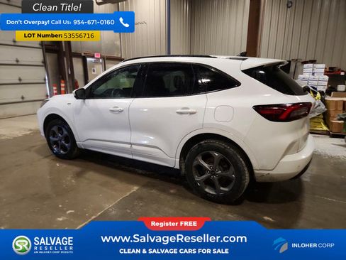 Used 2023 Ford Escape ST-Line Select w/ Tech Pack #2 AWD/4WD image 3