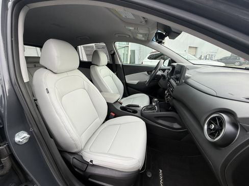 Used 2023 Hyundai Kona SEL image 22