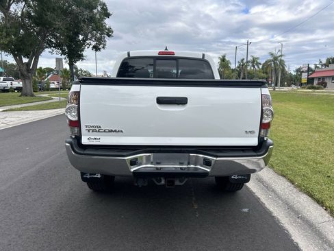 Used 2014 Toyota Tacoma 4x4 Double Cab image 7