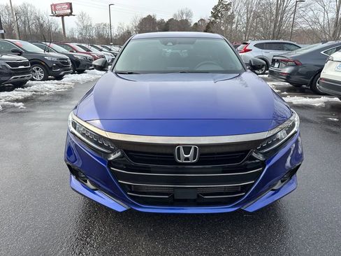 Used 2022 Honda Accord Sport image 3