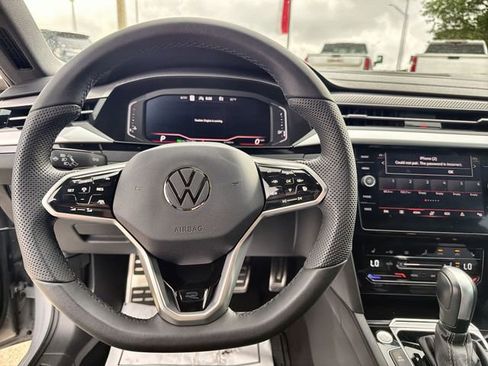 Used 2023 Volkswagen Arteon SEL w/ Arteon MDO Package AWD/4WD image 11