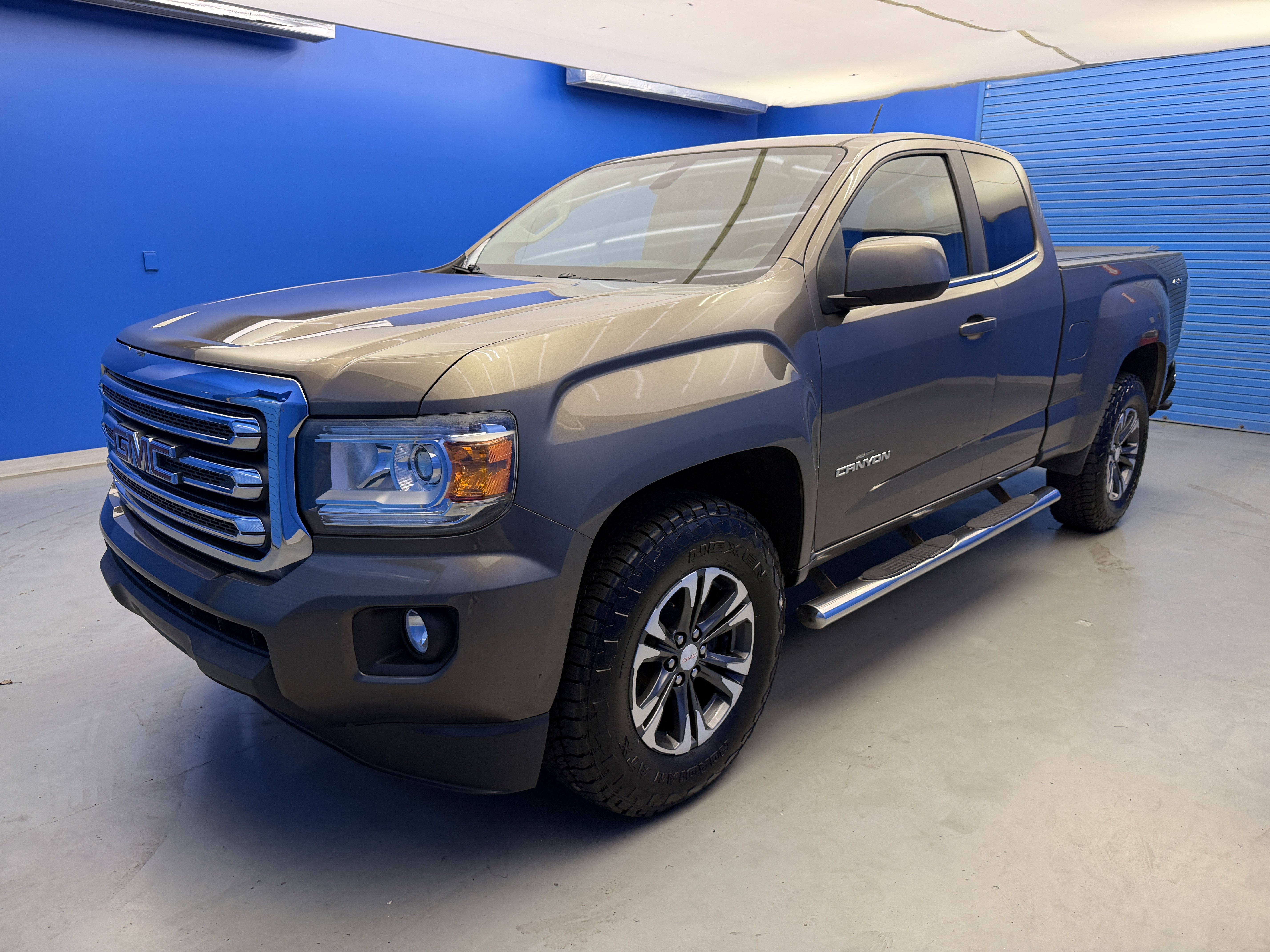 Used 2015 GMC Canyon SLE w/ SLE Convenience Package AWD/4WD image 4
