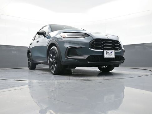 Certified 2023 Honda HR-V Sport image 26