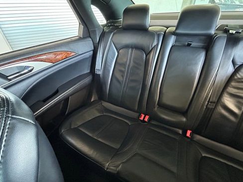 Used 2019 Lincoln MKZ Reserve w/ Reserve Plus Package image 10