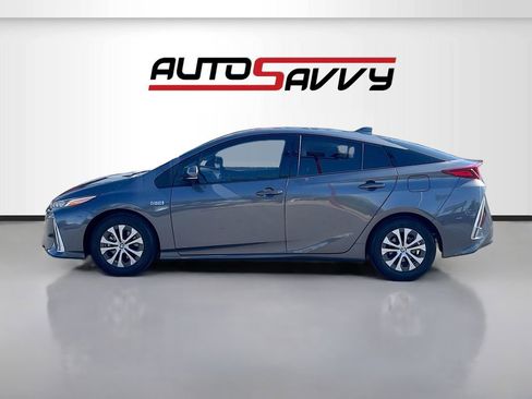 Used 2020 Toyota Prius Prime XLE w/ Carpet Mat Package FWD image 4