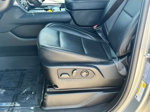 Used 2024 GMC Yukon XL Denali w/ LPO, Floor Liner Package AWD/4WD image 20