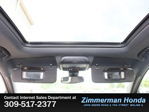 Used 2022 Chevrolet Equinox RS w/ RS Leather Package AWD/4WD image 10