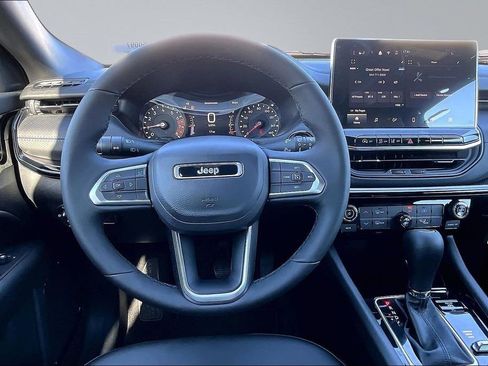 New 2026 Jeep Compass Latitude AWD/4WD image 5