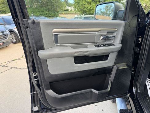 Used 2018 RAM 1500 Big Horn AWD/4WD image 9