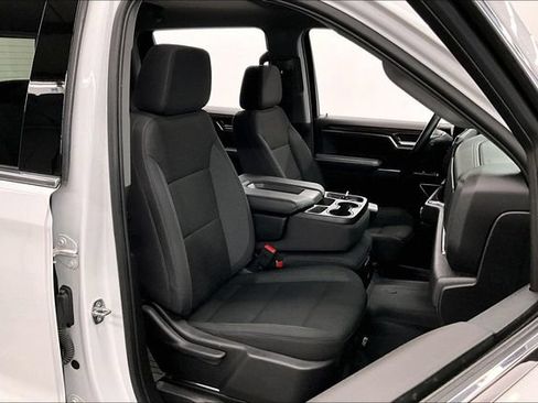 Used 2024 GMC Sierra 1500 SLE w/ Preferred Package AWD/4WD image 8