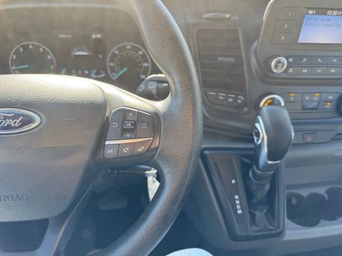 Used 2020 Ford Transit 250 Medium Roof AWD image 17