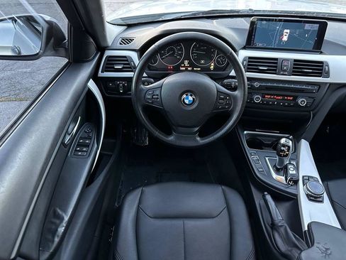 Used 2014 BMW 320i Sedan RWD image 38
