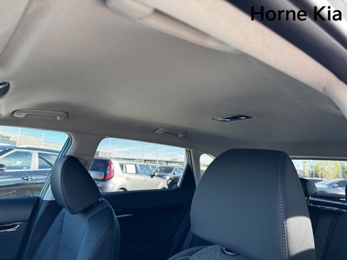 New 2026 Kia Seltos S image 17