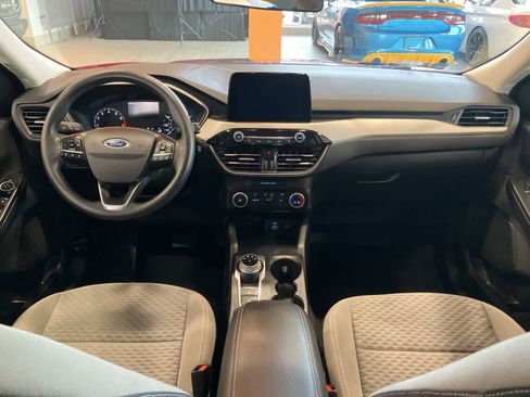 Used 2022 Ford Escape SE image 22