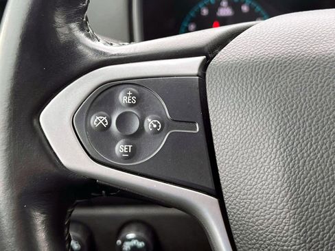 Used 2022 Chevrolet Colorado LT w/ LT Convenience Package image 21