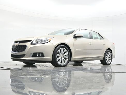 Used 2014 Chevrolet Malibu LT FWD image 42