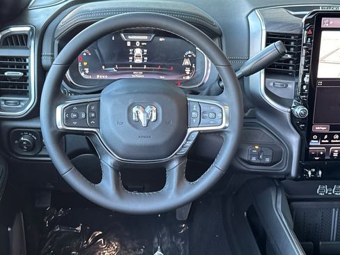New 2026 RAM 2500 Laramie AWD/4WD image 13