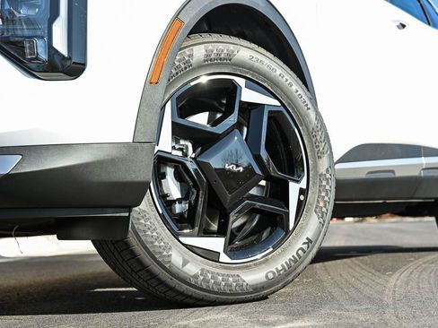 New 2026 Kia Sportage EX w/ EX Panorama Roof Package image 6