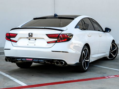 Used 2022 Honda Accord Sport image 3