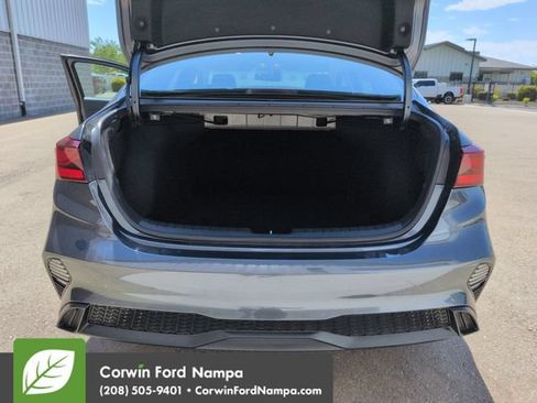 Used 2024 Kia Forte LXS w/ LXS Technology Package FWD image 28