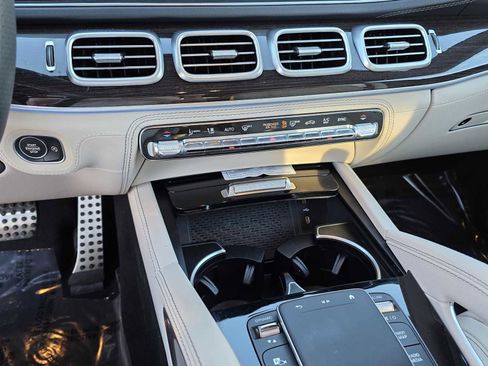 Certified 2025 Mercedes-Benz GLS 450 4MATIC image 18