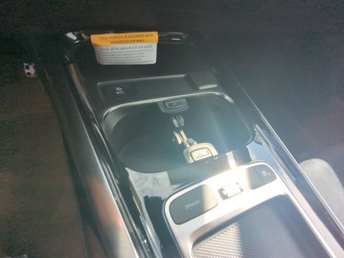Used 2026 Mercedes-Benz GLA 250 image 8