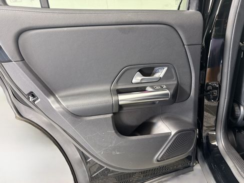 Used 2022 Mercedes-Benz GLA 250 w/ Premium Package Lite image 26
