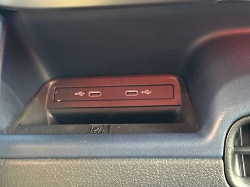 New 2025 Volkswagen ID. Buzz Pro S Plus image 39