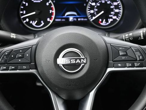 Used 2024 Nissan Sentra SV FWD image 24