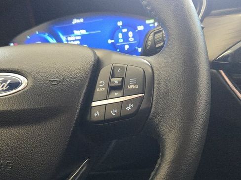 Used 2020 Ford Escape Titanium FWD image 27
