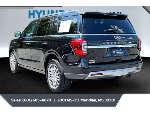 Used 2024 Ford Expedition Limited RWD image 2