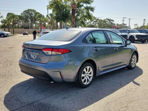 New 2026 Toyota Corolla LE FWD image 4