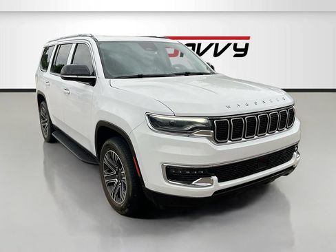 Used 2023 Jeep Wagoneer 4WD w/ Premium Group I image 1