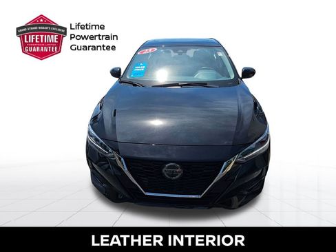 Used 2023 Nissan Sentra SR w/ SR Premium Package FWD image 5