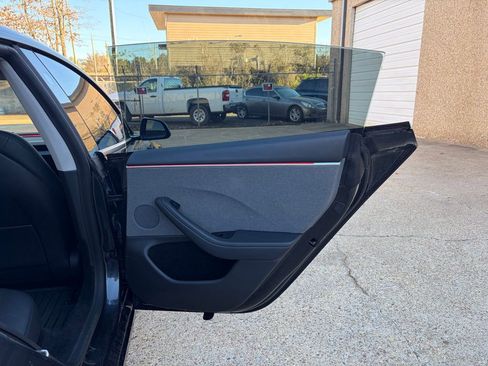 Used 2024 Tesla Model 3 Long Range image 19