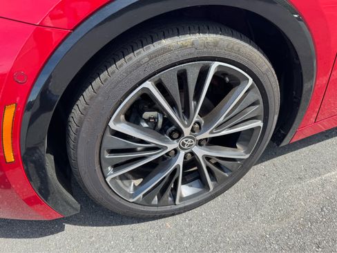 Used 2025 Toyota Prius Limited w/ Limited Premium Package image 7