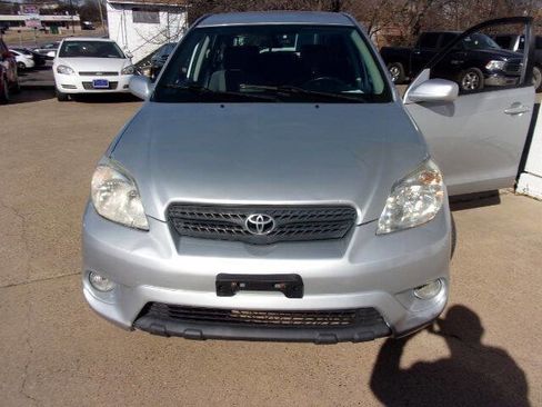Used 2007 Toyota Matrix XR image 2