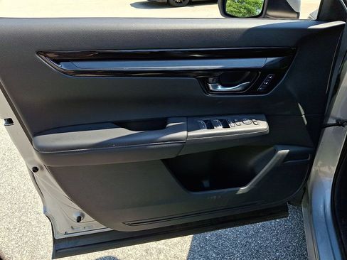 Used 2025 Honda CR-V EX-L image 12